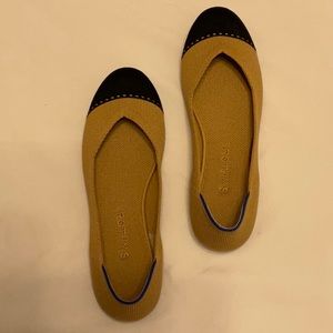 EUC Rothy’s The Flat